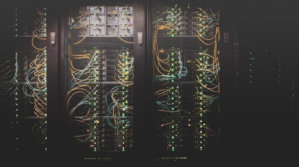 Data center avec serveurs et infrastructure énergétique pour GPU NVIDIA